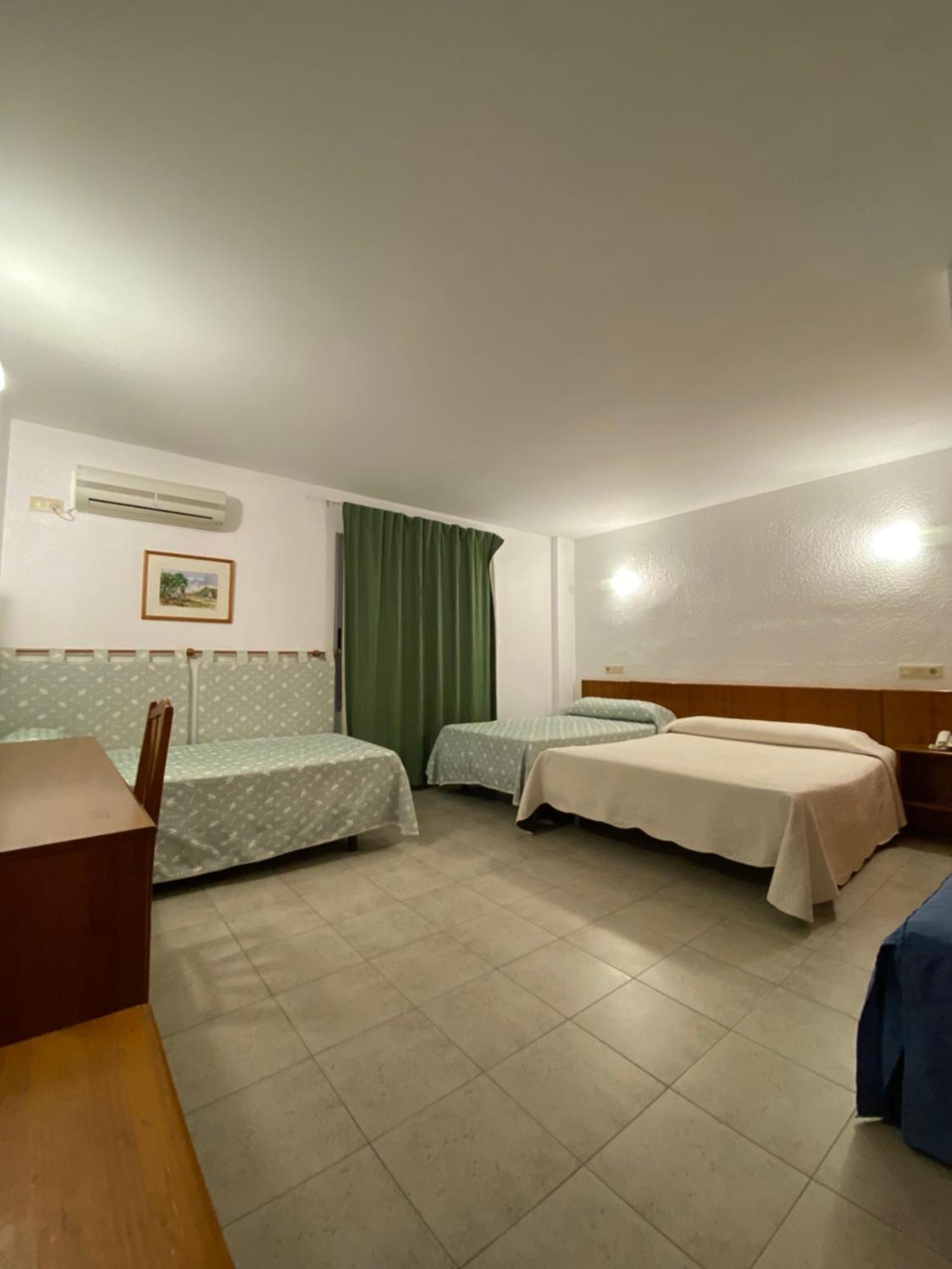 Hostal Blayet Валенсия Экстерьер фото