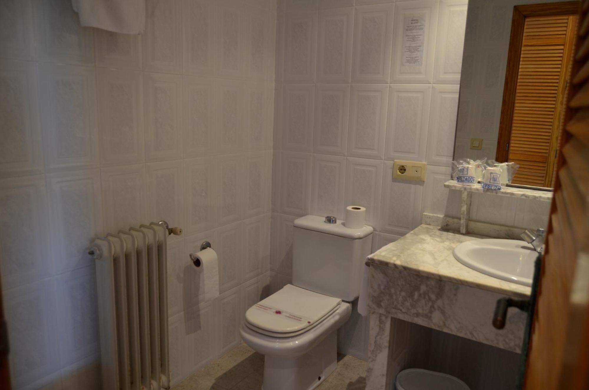 Hostal Blayet Валенсия Экстерьер фото